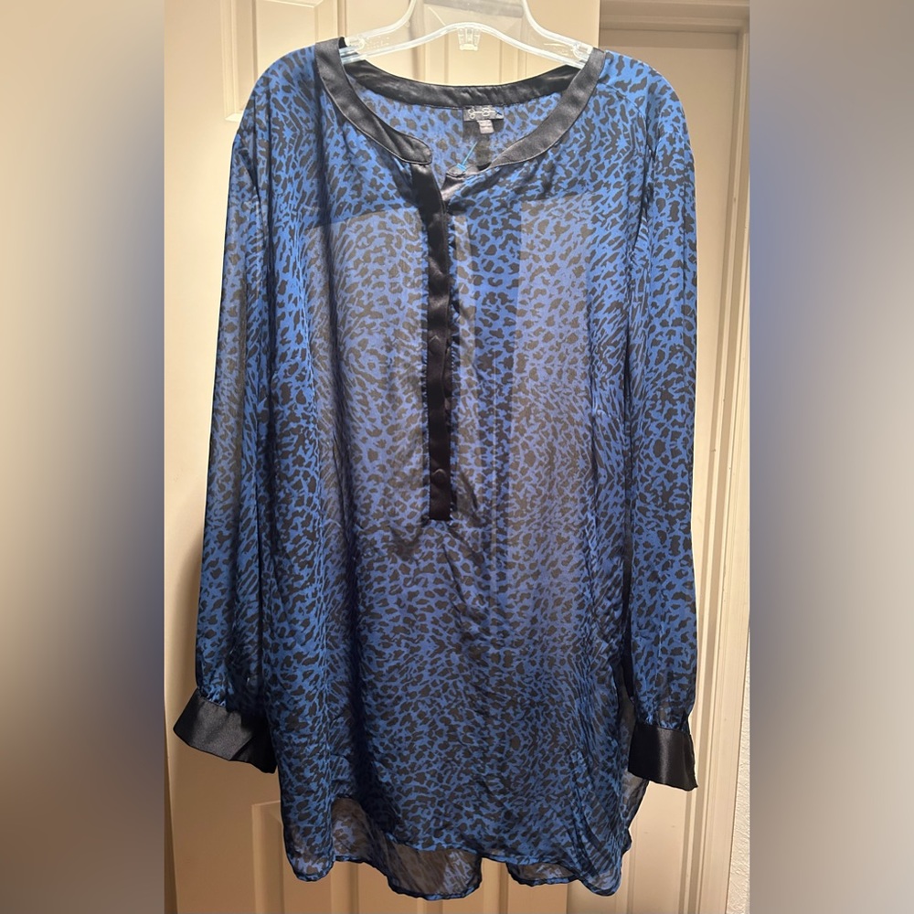 Jessica Simpson Flowy Long Sleeved Leopard Blouse Sexy Sheer Size 2X Plus Size